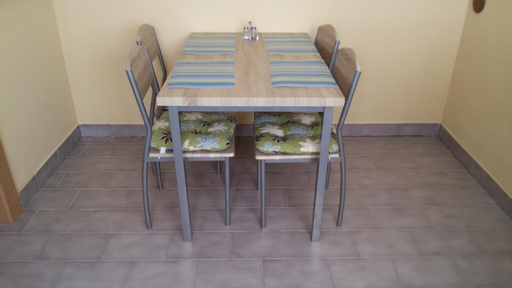 Apartment Amelie Roznov pod Radhostem Bagian luar foto
