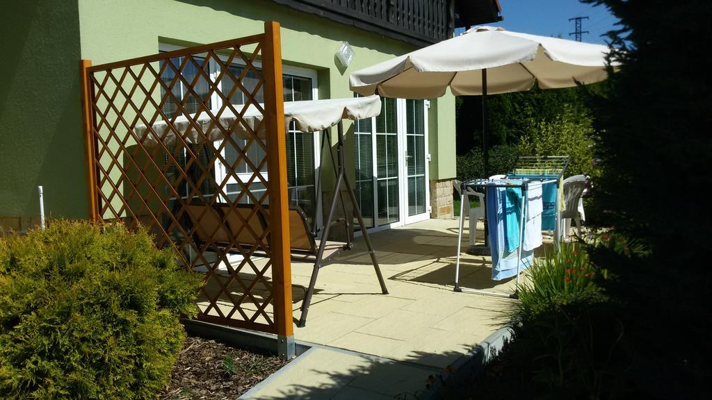 Apartment Amelie Roznov pod Radhostem Bagian luar foto